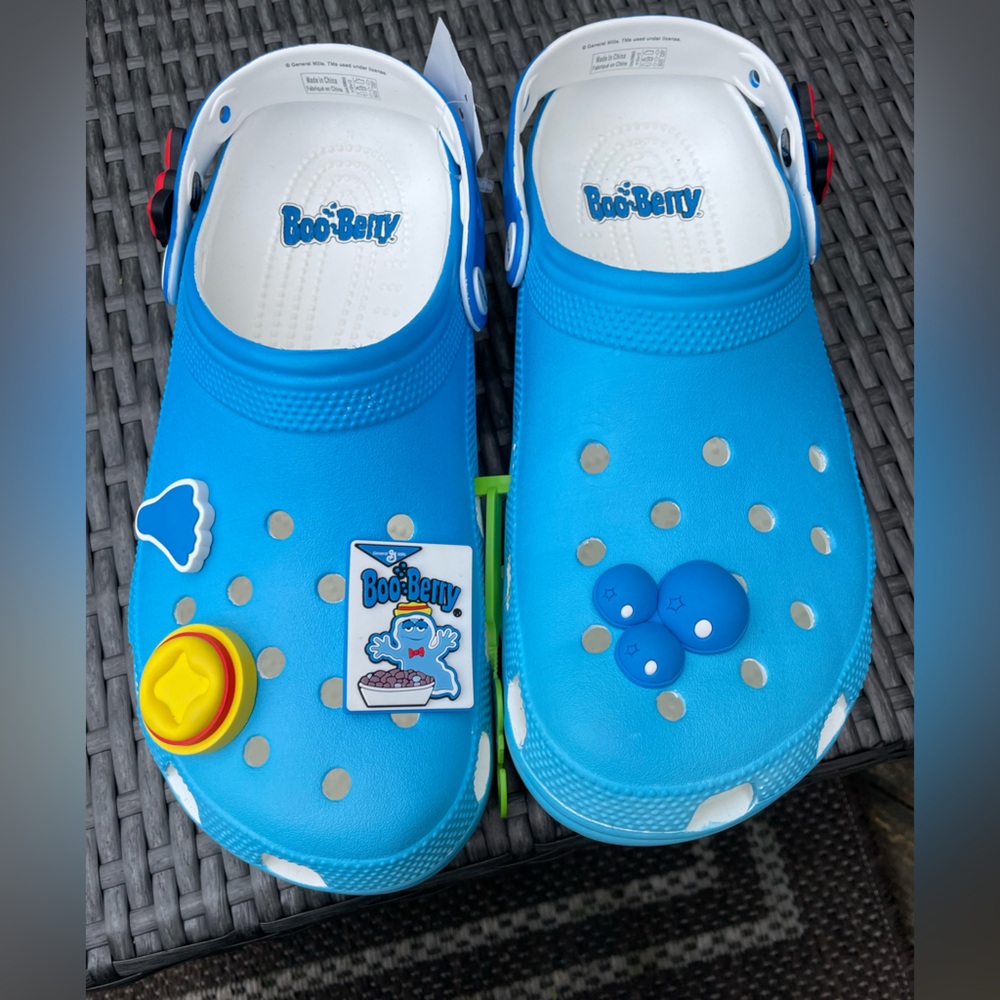 CROCS Boo Berry Limited Edition